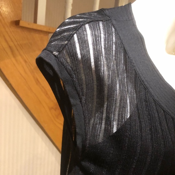 NWT Mocano black knit cap sleeve shrug - Picture 2 of 5